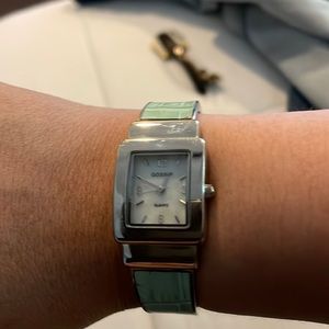 Gossip bracelet watch